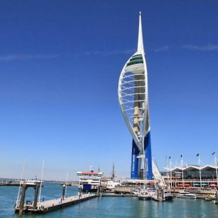 Sovereign Gate - 2 Double Bedroom Apartment In Portsmouth City Centre 外观 照片